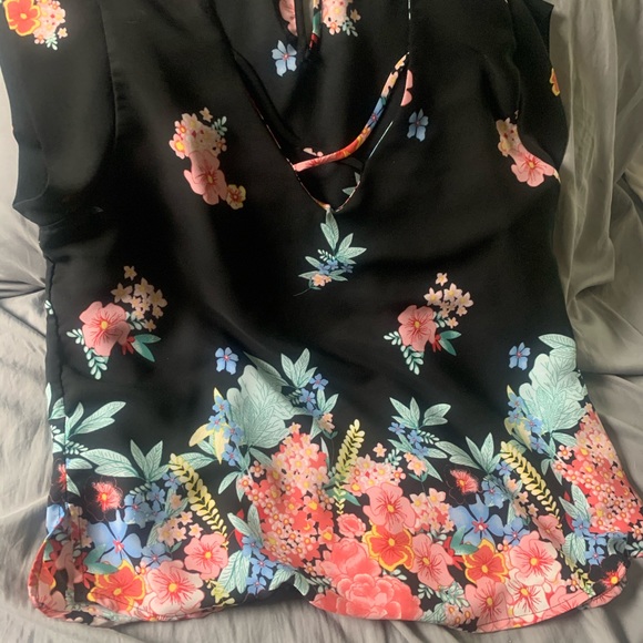 Blouse - Picture 2 of 4